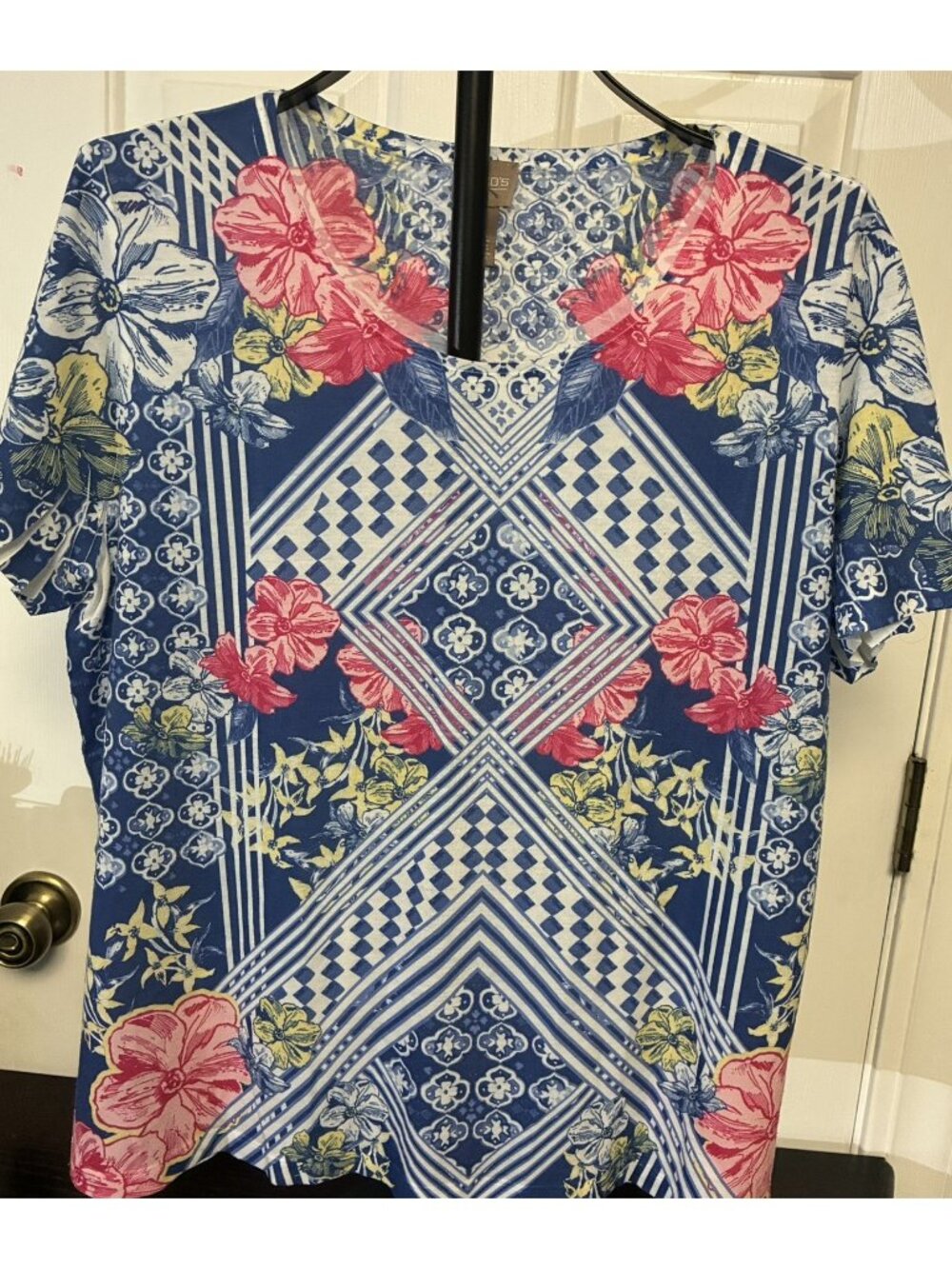 Chico’s Tee Shirt Top Womens Size 3 Blue Pink Floral Geometric